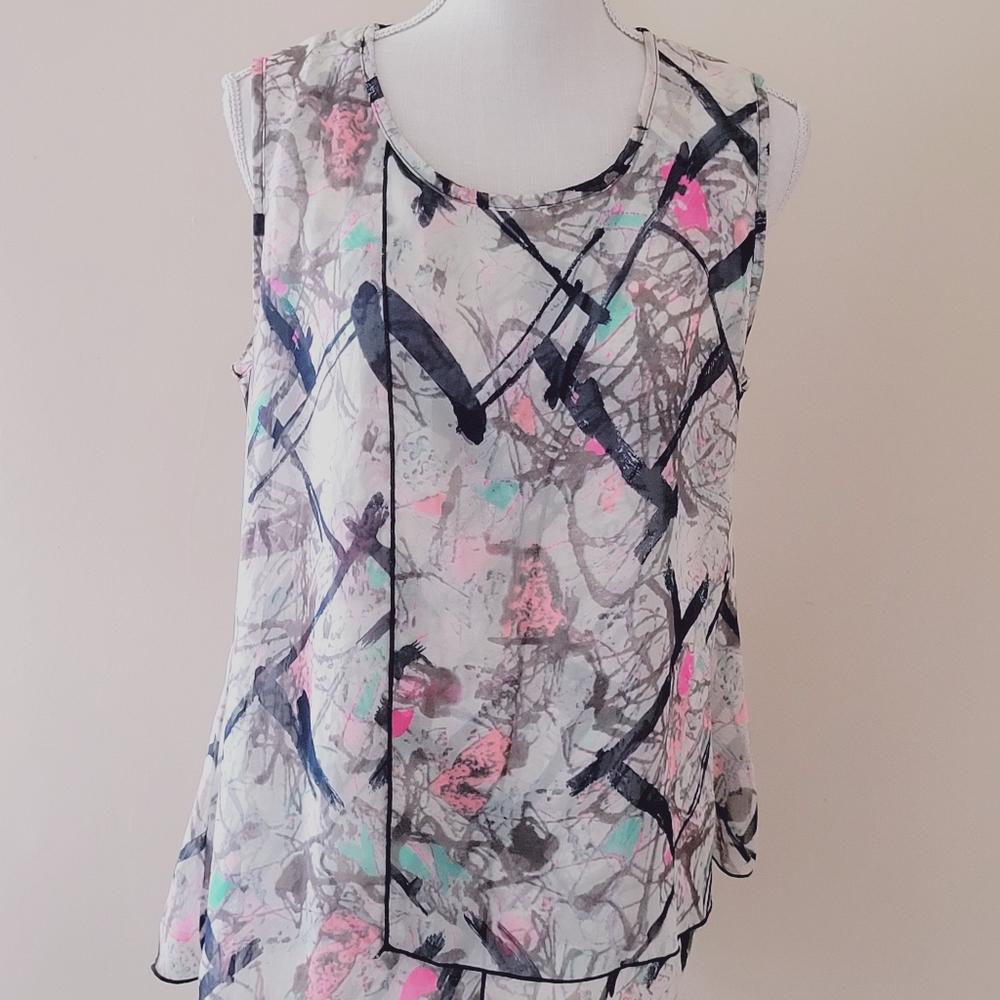 Ness layered printed sleeveless tunic size medium